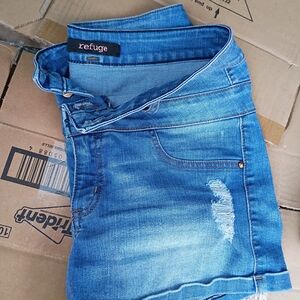 Refuge Jean Shorts